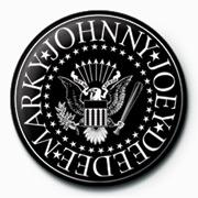 Ramones Crest on black Badge